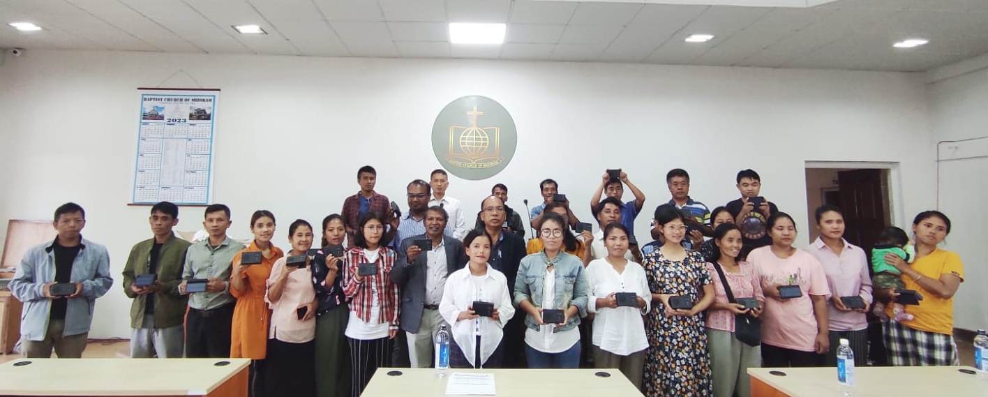 Raltlante hnenah Bible tawng thei (Audio Bible) sem a ni.