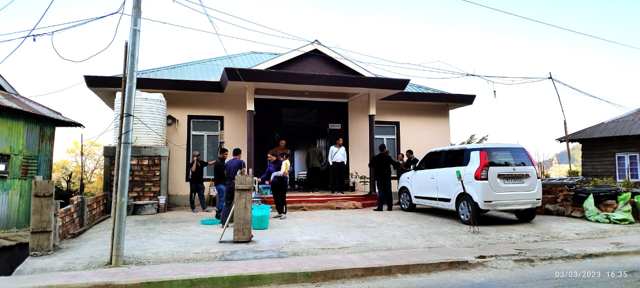 North Vanlaiphai Bial  Pastor Quarters hlanna neih a ni.