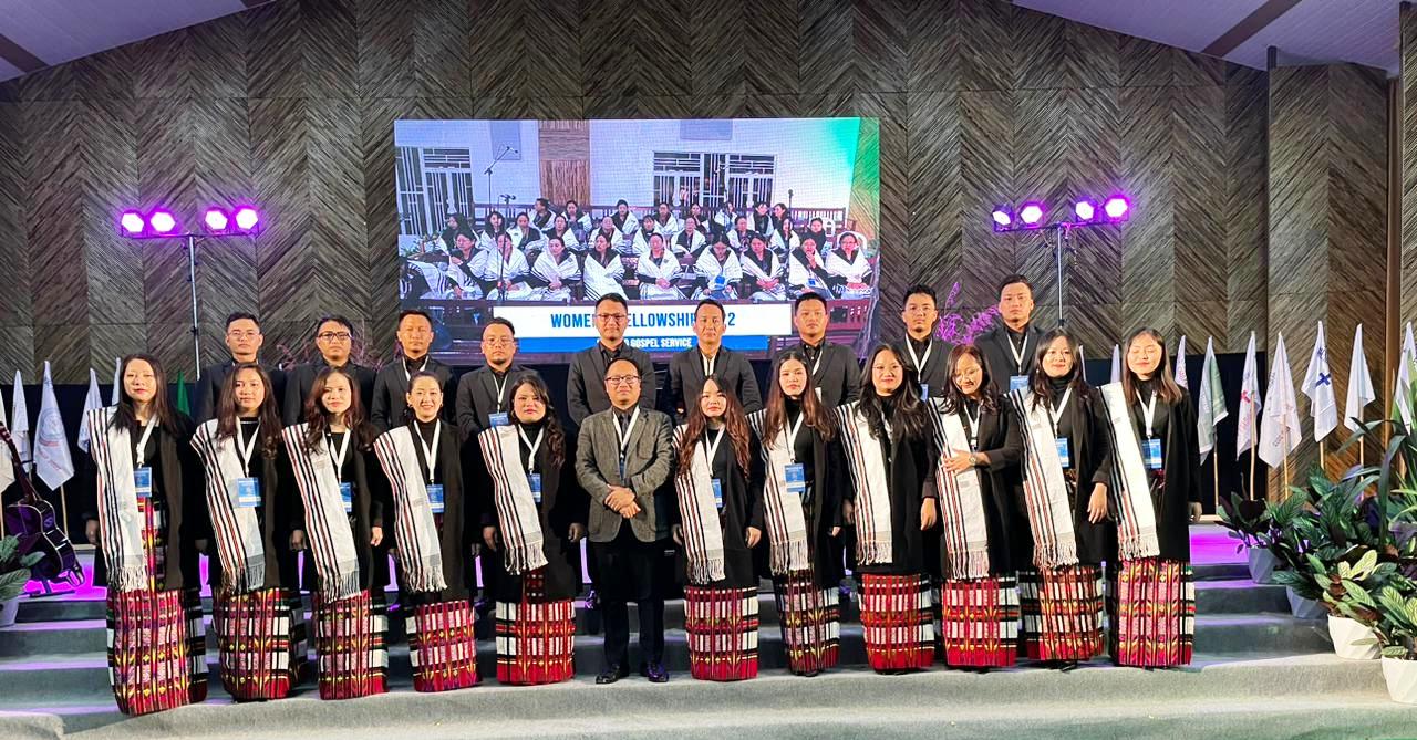 MAO Baptist Women Fellowship-Inkhawmpui Aizawl Area Baptist Choir in an hmanpui.
